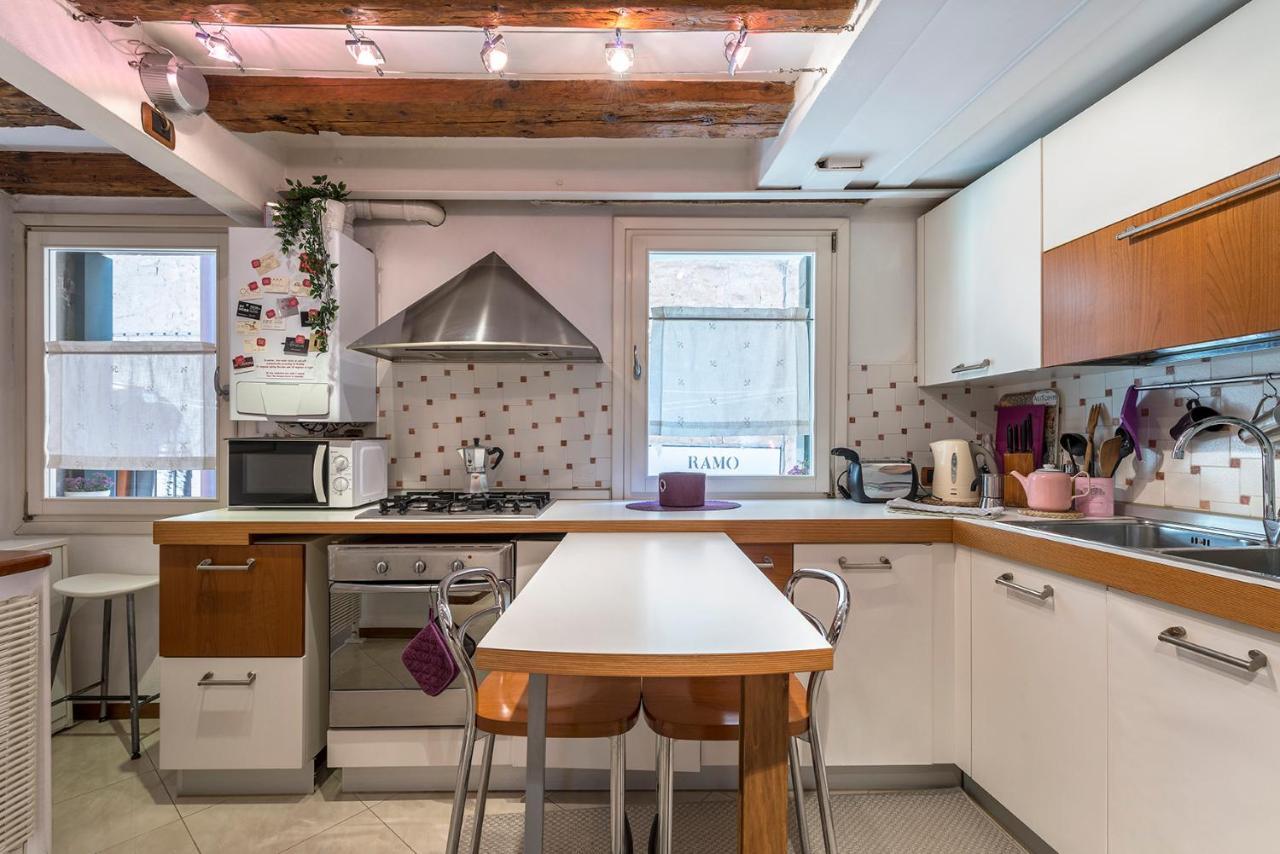 Piccolo - Cozy Studio In The Heart Of Authentic Venezia Esterno foto